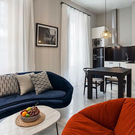 Apartamentos One Shot Conde De Torrejon Sevilla Eksteriør bilde