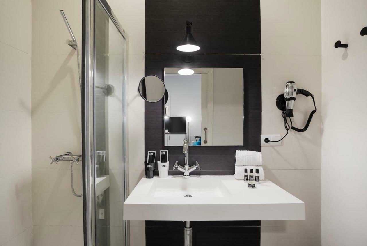 Apartamentos One Shot Conde De Torrejon Sevilla Eksteriør bilde