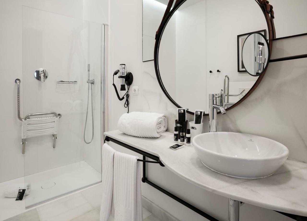 Apartamentos One Shot Conde De Torrejon Sevilla Eksteriør bilde